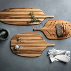 TeakHaus Canoe Bread Board (Small) | 19" X 9.25" X 0.5" -Kitchen Supplies 07.2 canoe 1