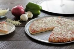USA Pan 14" Pizza Pan