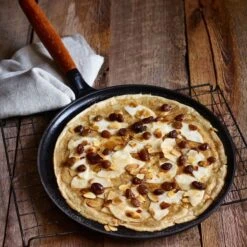 Staub 11" Cast Iron Crepe Pan With Spreader & Spatula | Matte Black 8 Staub 11" Cast Iron Crepe Pan With Spreader & Spatula | Matte Black -Kitchen Supplies 1212823 02