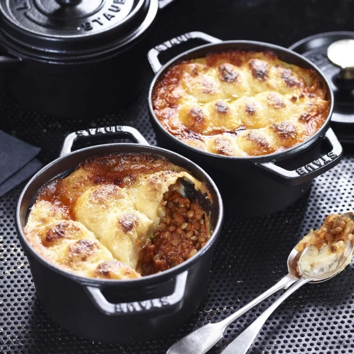 Staub 1.25 Qt. Round Cocotte/Dutch Oven | Graphite Grey 3 Staub 1.25 Qt. Round Cocotte/Dutch Oven | Graphite Grey - Image 3