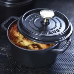 Staub 1.25 Qt. Round Cocotte/Dutch Oven | Graphite Grey 7 Staub 1.25 Qt. Round Cocotte/Dutch Oven | Graphite Grey -Kitchen Supplies 40509 476 4 1
