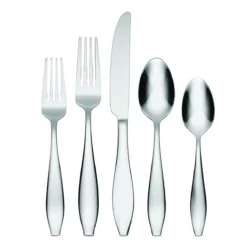 Oneida 18/0 Stainless Steel 65-Piece Flatware Set | Comet