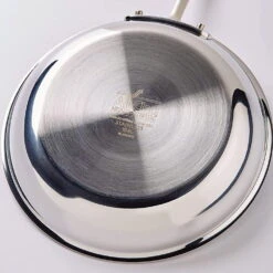 All-Clad D3 Stainless Steel 8" Fry Pan 17 All-Clad D3 Stainless Steel 8" Fry Pan -Kitchen Supplies 71trzbk6bbs. ac sl1500 1
