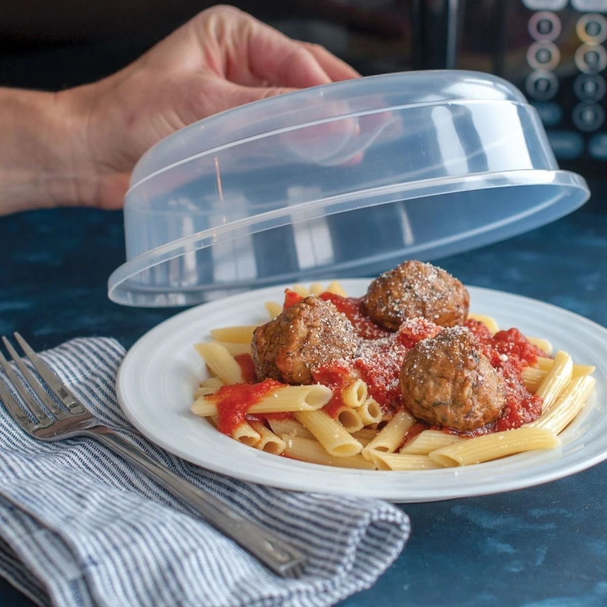 Nordic Ware 8” Spatter Cover 2 Nordic Ware 8” Spatter Cover - Image 2