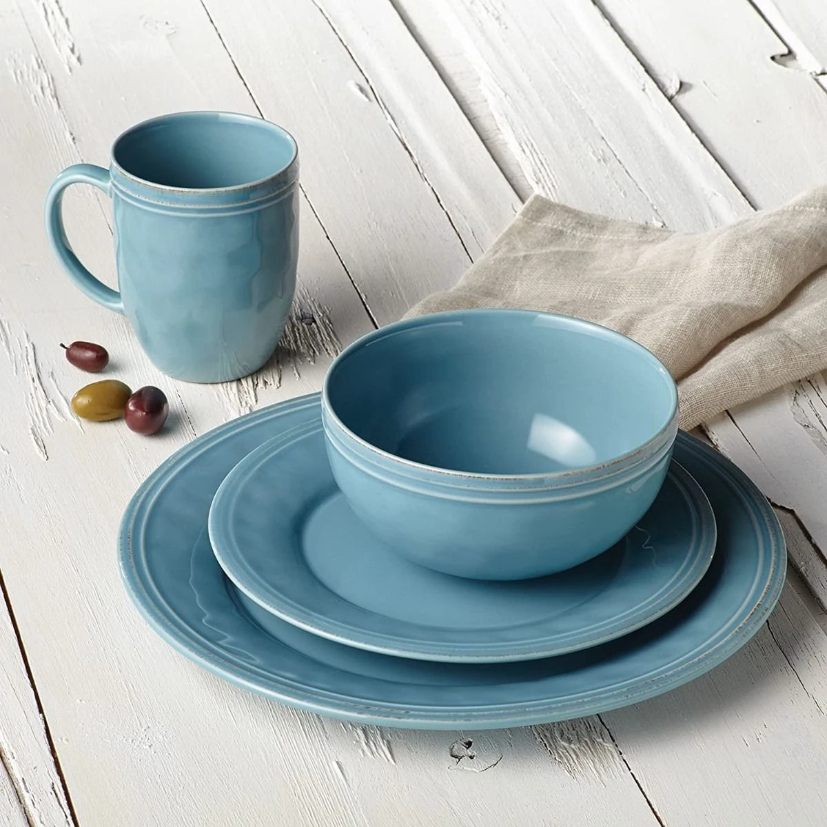 Rachael Ray Cucina Collection 16-Piece Dinnerware Set | Agave Blue 7 Rachael Ray Cucina Collection 16-Piece Dinnerware Set | Agave Blue - Image 7