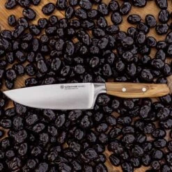 Wusthof Amici Chef Knife | 6" -Kitchen Supplies am 6inchef mood 03