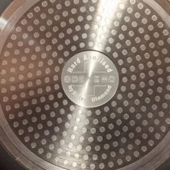 Swiss Diamond | Hard Anodized Induction 12" Nonstick Frypan -Kitchen Supplies bottom2 amazon