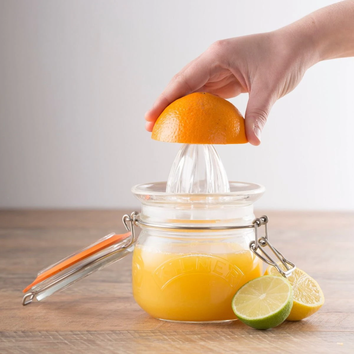 Kilner Kitchen Tool Bundle | Juicer, Grater, & Spiralizer 4 Kilner Kitchen Tool Bundle | Juicer, Grater, & Spiralizer - Image 4