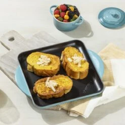 Le Creuset 9.5" Square Signature Enameled Cast Iron Griddle Pan | Caribbean Blue 10 Le Creuset 9.5" Square Signature Enameled Cast Iron Griddle Pan | Caribbean Blue -Kitchen Supplies cargriddle5