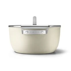 SMEG 5 Qt. Nonstick Casserole Dish With Lid | Cream -Kitchen Supplies ckfc2411crm 5