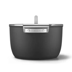 SMEG 8 Qt. Nonstick Casserole Dish With Lid | Black 6 SMEG 8 Qt. Nonstick Casserole Dish With Lid | Black -Kitchen Supplies ckfc2611blm 5