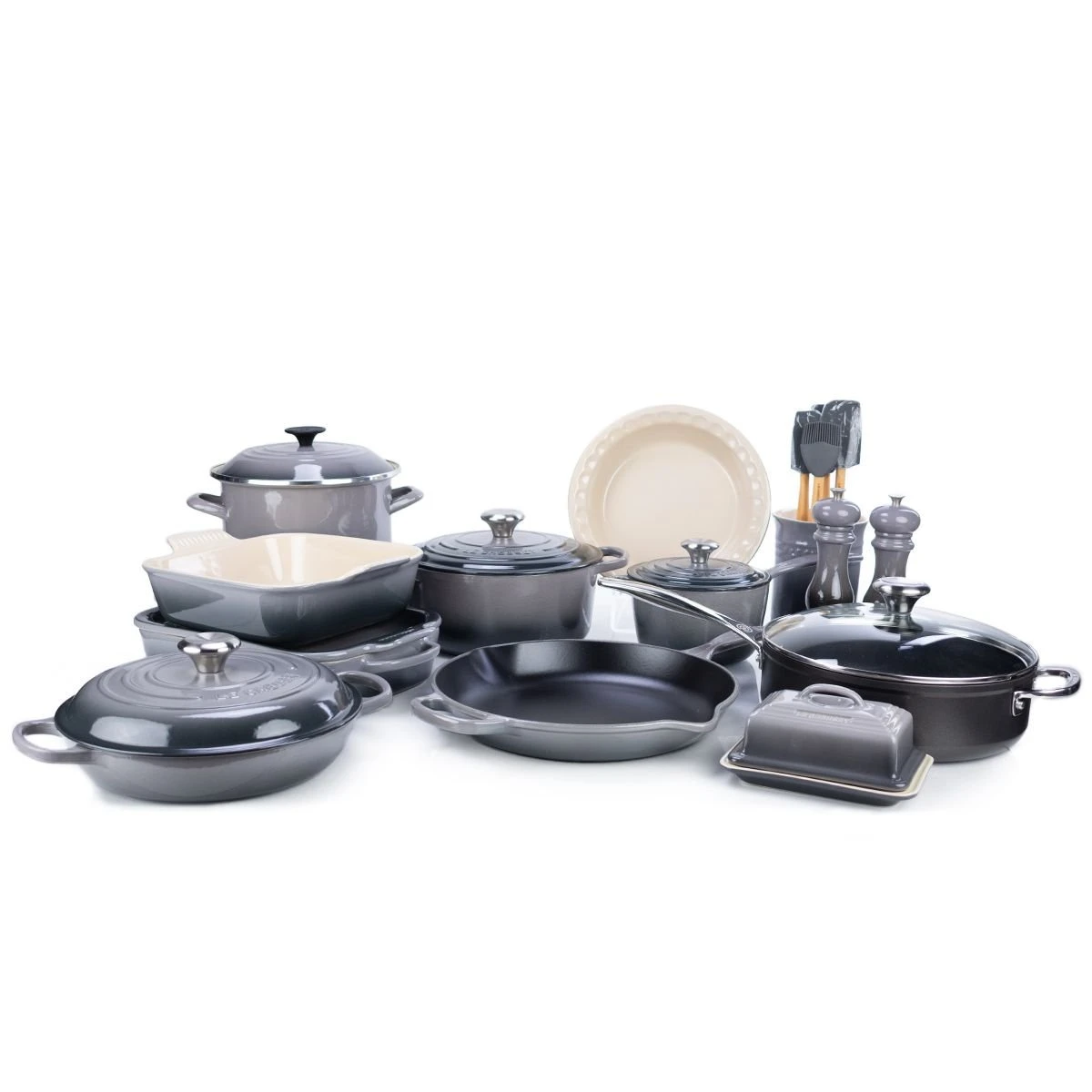 Le Creuset Collector's 23-Piece Set | Oyster 1 Le Creuset Collector's 23-Piece Set | Oyster