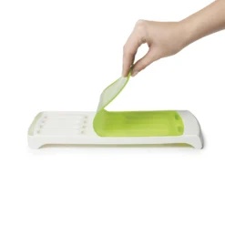 OXO Good Grips No-Spill Ice Stick Tray -Kitchen Supplies gg 11147700 4d