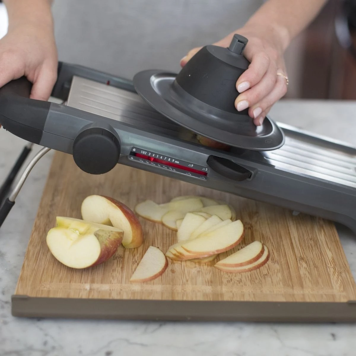 OXO Chef's Mandoline 10 OXO Chef's Mandoline - Image 10