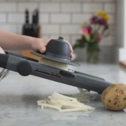 OXO Chef's Mandoline 37 OXO Chef's Mandoline -Kitchen Supplies gg 11194500 9b blog