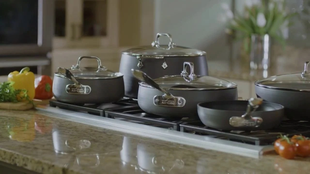 All-Clad HA1 Hard Anodized Nonstick 5-Piece Fry Pan Set 9 All-Clad HA1 Hard Anodized Nonstick 5-Piece Fry Pan Set - Image 9