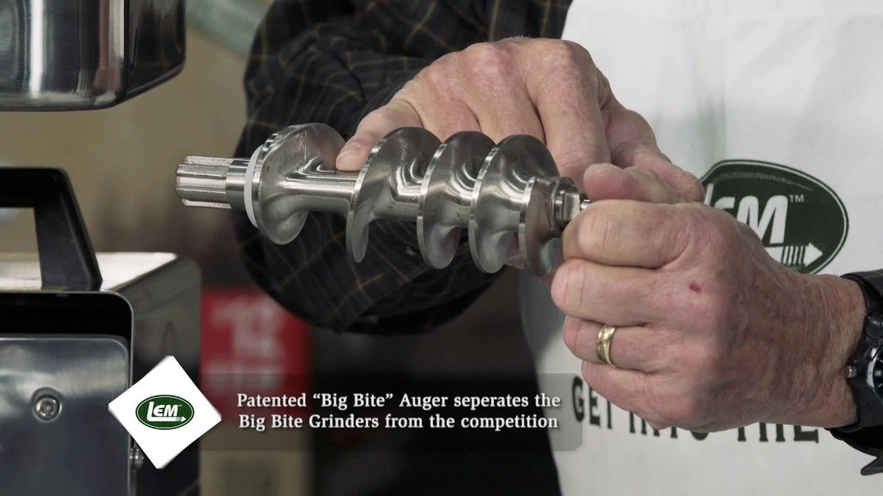 LEM Big Bite Meat Grinder #32 With Premium Salvinox 1/8" And 1/4" Grinder Plates 5 LEM Big Bite Meat Grinder #32 With Premium Salvinox 1/8" And 1/4" Grinder Plates - Image 5