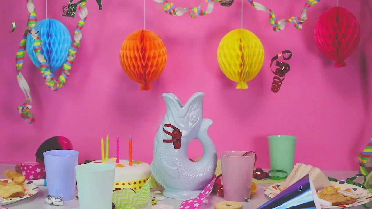 Wade Ceramics Extra Large Gluggle Jug | Red 2 Wade Ceramics Extra Large Gluggle Jug | Red - Image 2