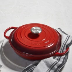 Le Creuset 2.25 Qt. Signature Enameled Cast Iron Braiser With Stainless Steel Knob | Cerise/Cherry Red -Kitchen Supplies rs10859 braisercerise