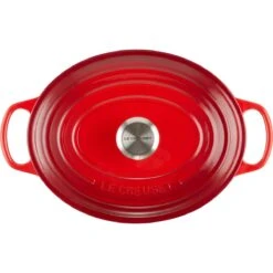 Le Creuset 5 Qt. Oval Signature Dutch Oven With Stainless Steel Knob | Cerise/Cherry Red 7 Le Creuset 5 Qt. Oval Signature Dutch Oven With Stainless Steel Knob | Cerise/Cherry Red -Kitchen Supplies rs11949 lc 20191021 fr ps 00009s
