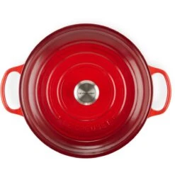 Le Creuset 3.5 Qt. Signature Enameled Cast Iron Braiser With Stainless Steel Knob | Cerise/Cherry Red 11 Le Creuset 3.5 Qt. Signature Enameled Cast Iron Braiser With Stainless Steel Knob | Cerise/Cherry Red -Kitchen Supplies rs11981 lc 20191015 fr ps 00015