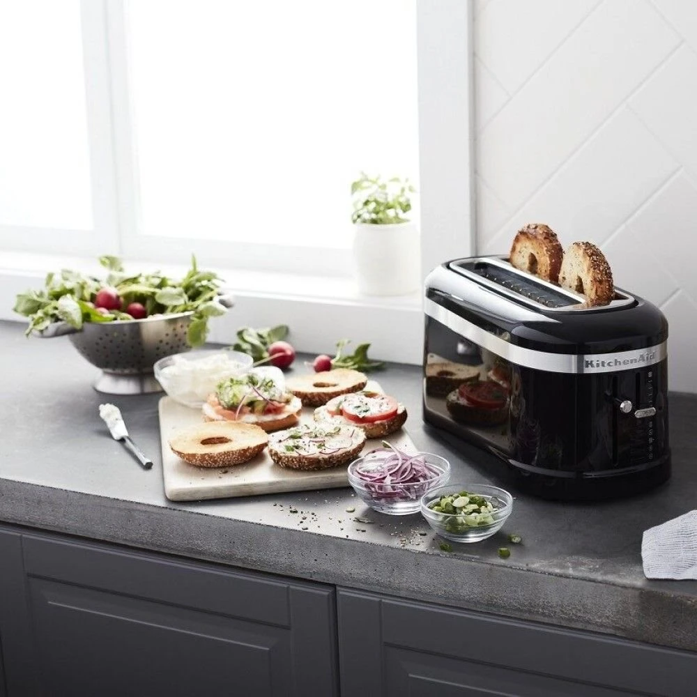 KitchenAid 4 Slice Long Slot Toaster With High-Lift Lever | Onyx Black 2 KitchenAid 4 Slice Long Slot Toaster With High-Lift Lever | Onyx Black - Image 2