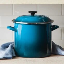 Le Creuset 8 Qt. Stock Pot | Deep Teal -Kitchen Supplies stock