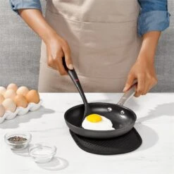 OXO Nonstick Pro | 8” Frypan -Kitchen Supplies sw 1040612 9a