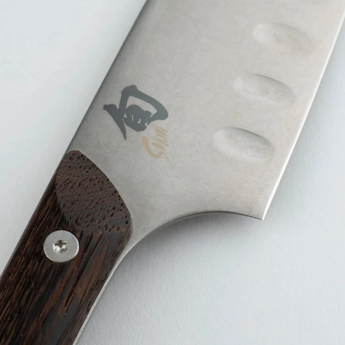 Shun Kanso 7" Hollow Ground Santoku Knife 2 Shun Kanso 7" Hollow Ground Santoku Knife - Image 2
